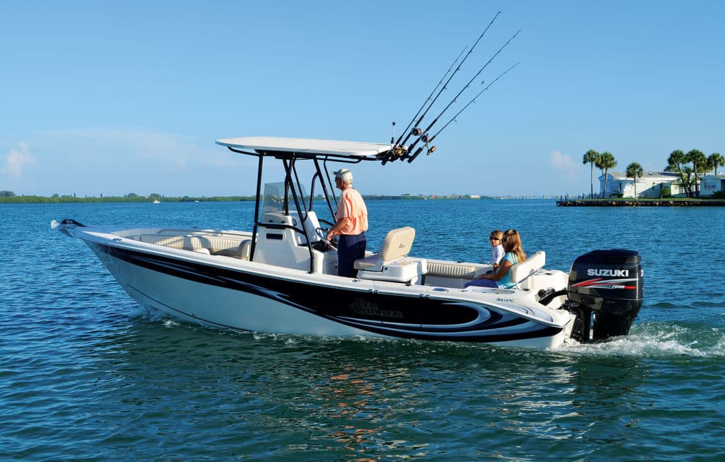 Sea Chaser 24HFC center console saltwater fishing boat running